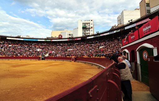 FERIA DE LA MAGDALENA DE CASTELLON – Avec Léa, Jean-Baptiste et Sebastien