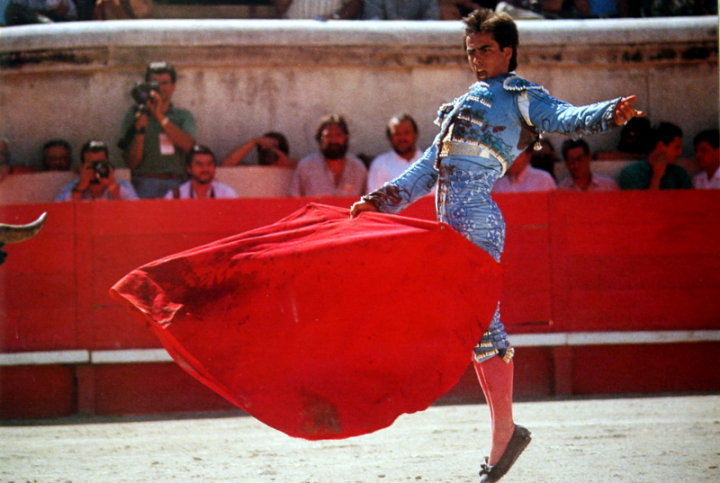 LA CHRONIQUE DE PIERRICK CHARMASSON – 1990 Nîmes découvre le phénomène CHAMACO