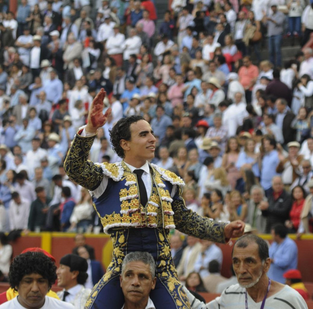 LIMA (25-11) Le grand triomphe de JOAQUIN GALDOS, bronca pour MORANTE DE LA PUEBLA