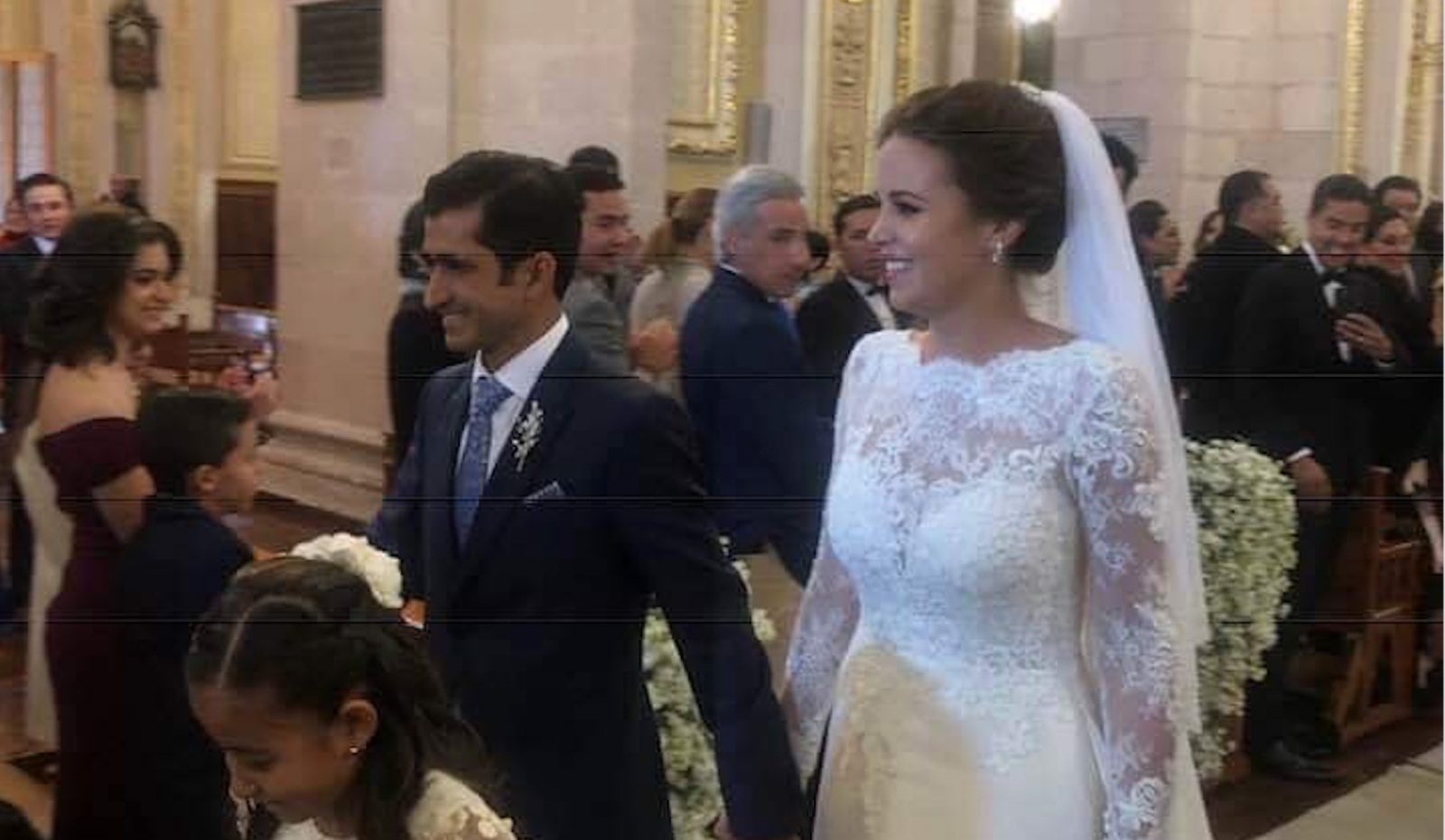 JOSELITO ADAME célèbre ses noces avec Estefanía Herrera