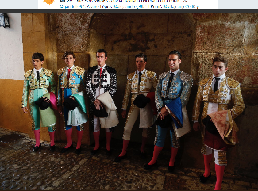 SEVILLE, les premières oreilles des novilladas nocturnes à EL PRIMI et VILLITA / LISBONNE, quelques délices de MORANTE