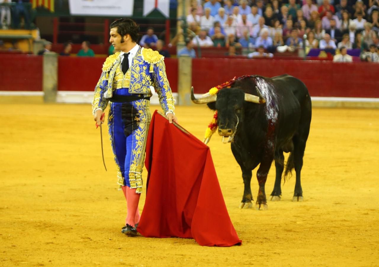 SARAGOSSE (06-10-2019) VIDEO // MORANTE DE PUEBLA, de la bronca au triomphe.