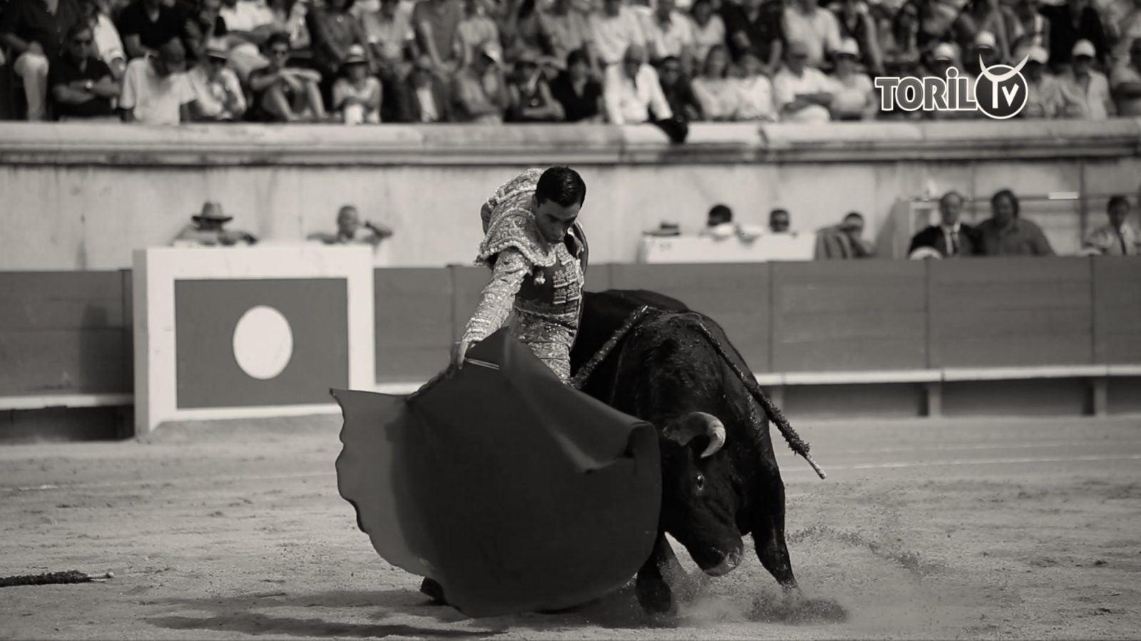 LA CORRIDA LONG FORMAT – Faenas complètes de PACO UREÑA – NIMES (15/09/2019)